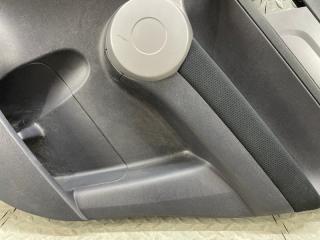 Обшивка дверей правая задняя HONDA CR-V RE3 K24A VTEC 83700-SWA7-A010-22 4 ракурс