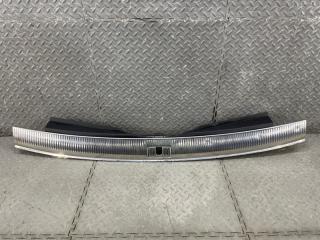 Накладка замка багажника AUDI Q7 4L BHK 4L0864483 1 ракурс