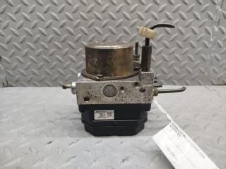 Блок abs NISSAN ELGRAND E51 VQ35DE 47660WL301 2 ракурс