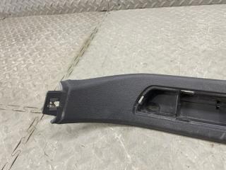 Накладка на порог салона правая AUDI Q7 4L BHK 4L0853370 4 ракурс