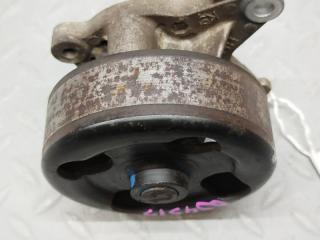 Помпа NISSAN SERENA CC25 MR20DE 3 ракурс Помпа NISSAN SERENA CC25 MR20DE 3 ракурс