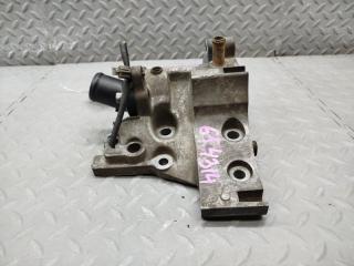 Корпус термостата NISSAN SERENA CC25 MR20DE 4 ракурс