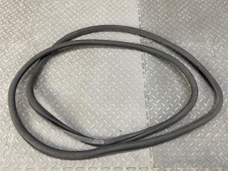 Уплотнение дверное PORSCHE CAYENNE 9PA, 957 M55.01 7L0867367G, 7L867365G 3 ракурс