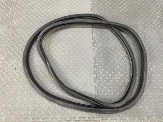 Уплотнение дверное PORSCHE CAYENNE 9PA, 957 M55.01 7L0867367G, 7L867365G 5 ракурс