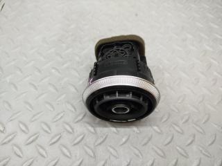 Дуйки AUDI A3 8VS CXS 8V0820901A 1 ракурс Дуйки AUDI A3 8VS CXS 8V0820901A 1 ракурс