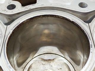 Блок двигателя NISSAN SERENA CC25 MR20DE 051759B 5 ракурс