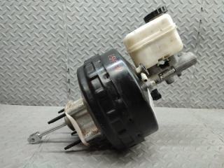 Главный тормозной цилиндр FORD EXPLORER U251 COLOGNE V6, ( ENNEO 4.0L ) 8L242B559RB 4 ракурс Главный тормозной цилиндр FORD EXPLORER U251 COLOGNE V6, ( ENNEO 4.0L ) 8L242B559RB 4 ракурс