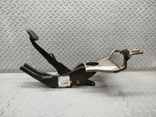 Педаль тормоза MAZDA BONGO SK82M F8 5 ракурс