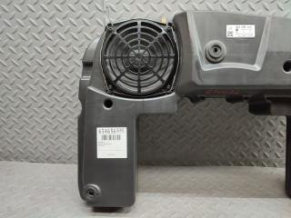 Сабвуфер AUDI A1 8X CAX 8X0035412 2 ракурс Сабвуфер AUDI A1 8X CAX 8X0035412 2 ракурс