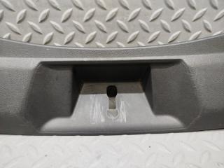 Накладка замка багажника SUBARU LEVORG VN5 CB18EYWHAA 95073VC000 3 ракурс