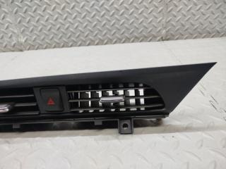 Накладка на торпеду NISSAN KICKS P15 HR12DE 68794-5RY0A 3 ракурс