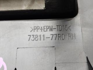 Кнопка старта правая передняя SUZUKI JIMNY JB64W R06A-T 73811-77R0 5 ракурс