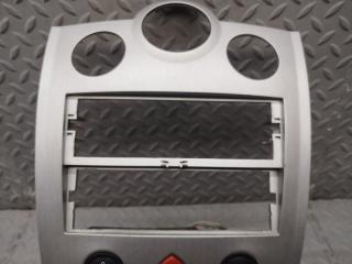 Консоль магнитофона RENAULT MEGANE EM F4R 8200178690 2 ракурс