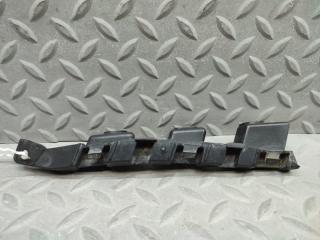 Крепеж бампера правый передний VOLKSWAGEN PASSAT 365 CCZ 3AA807184 3 ракурс