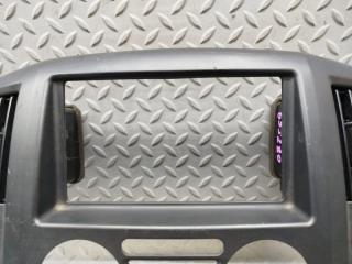 Консоль магнитофона NISSAN NV200 VM20 HR16DE 68260 JX00A 3 ракурс