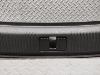 Накладка замка багажника AUDI A1 8X CAX 8X0863459 3 ракурс Накладка замка багажника AUDI A1 8X CAX 8X0863459 3 ракурс