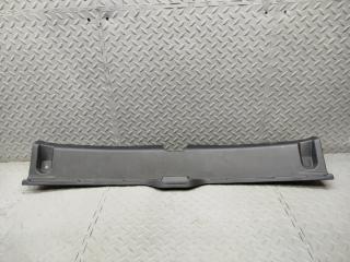 Накладка замка багажника NISSAN KICKS P15 HR12DE 84992 5RY0A 5 ракурс Накладка замка багажника NISSAN KICKS P15 HR12DE 84992 5RY0A 5 ракурс