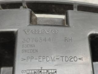 Крепеж бампера правый задний VOLVO XC60 DZ47 B4204T7 30763440 4 ракурс