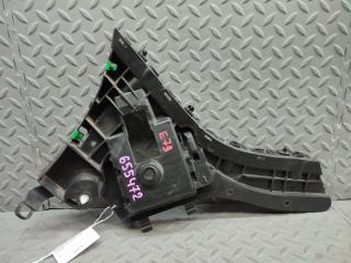 Крепеж бампера правый задний VOLVO XC60 DZ47 B4204T7 31323764 4 ракурс