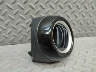 Дуйки правые передние NISSAN KICKS P15 HR12DE 68760 5RF0A 2 ракурс