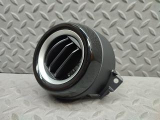 Дуйки правые передние NISSAN KICKS P15 HR12DE 68760 5RF0A 3 ракурс