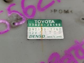 Топливный насос TOYOTA ESQUIRE ZRR85 3ZR-FAE 77020-28190 5 ракурс Топливный насос TOYOTA ESQUIRE ZRR85 3ZR-FAE 77020-28190 5 ракурс