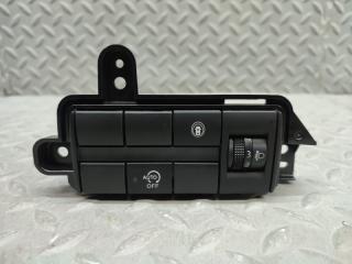 Кнопка NISSAN DAYZ B43W BR06 68167 7MA0A 1 ракурс