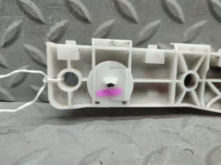 Крепеж бампера левый задний NISSAN NV200 VM20 HR16DE 85229JX00A 3 ракурс