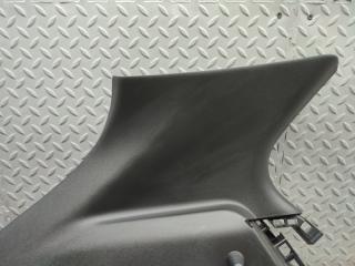 Накладка на стойку кузова NISSAN KICKS P15 HR12DE 849415RY0A 4 ракурс Накладка на стойку кузова NISSAN KICKS P15 HR12DE 849415RY0A 4 ракурс