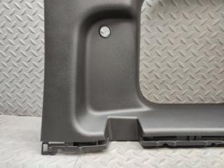 Накладка на стойку кузова левая задняя HONDA N-BOX JF3 S07B 84181-TTA-J01 2 ракурс