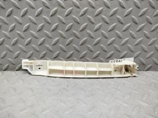 Крепеж бампера правый передний SUBARU STELLA RN2 EN07 2 ракурс