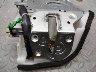 Замок двери правый задний MAZDA BIANTE CCEFW LF C273-72310 4 ракурс