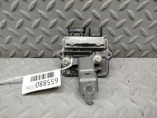 Блок управления топливным насосом TOYOTA YARIS CROSS MXPJ10 M15A-FXE 89571-10010 2 ракурс