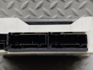Блок предохранителей TOYOTA YARIS CROSS MXPJ10 M15A-FXE 89221-52A31 3 ракурс