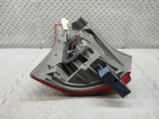 Стоп-сигнал правый задний TOYOTA WISH ZNE10 1ZZ-FE 68-14 5 ракурс