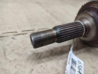 Привод правый задний TOYOTA KLUGER V MHU28W 3MZ-FE 3 ракурс Привод правый задний TOYOTA KLUGER V MHU28W 3MZ-FE 3 ракурс