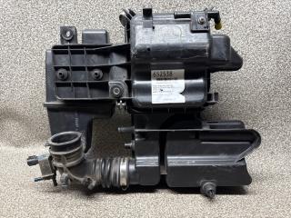 Корпус воздушного фильтра SUZUKI ALTO HA25V K6A 13700-72J01 3 ракурс