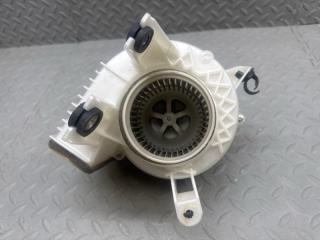 Мотор охлаждения батареи TOYOTA PRIUS ZVW30 2ZR-FXE G9230-47020 4 ракурс