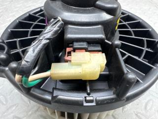 Мотор печки HONDA ZEST JE1 P07A 3 ракурс