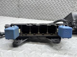 Блок предохранителей NISSAN TERRANO TR50 ZD30 7154-3079, 7154-3080, 7154-3121, 243821W510 3 ракурс