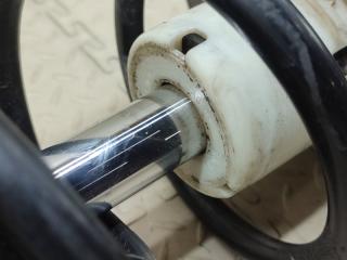 Стойка правая передняя AUDI TT 8J CDA 8J0413031R 3 ракурс Стойка правая передняя AUDI TT 8J CDA 8J0413031R 3 ракурс