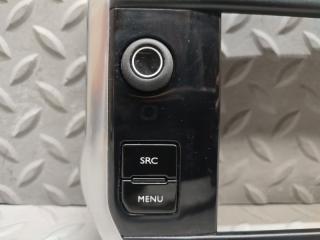Консоль магнитофона PEUGEOT 2008 A94 (U5) EB2 (HN01, HNZ) 9673861377 3 ракурс