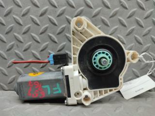 Мотор стеклоподъемника левый передний VOLKSWAGEN GOLF 5G5 CHP 1036-022942-100 2 ракурс