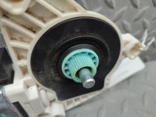 Мотор стеклоподъемника левый передний VOLKSWAGEN GOLF 5G5 CHP 1036-022942-100 3 ракурс