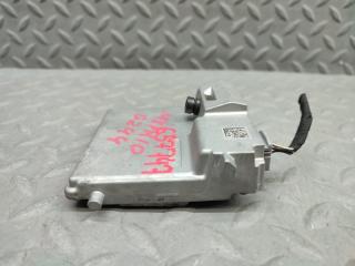 Камера переднего вида TOYOTA YARIS MXPH10 M15A-FXE 8646C-52080 3 ракурс