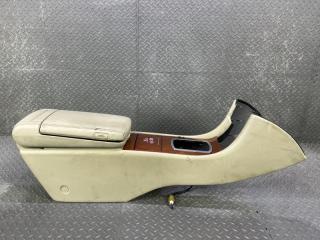 Бардачок между сиденьями NISSAN CIMA GF50 68210-AR000 1 ракурс Бардачок между сиденьями NISSAN CIMA GF50 68210-AR000 1 ракурс