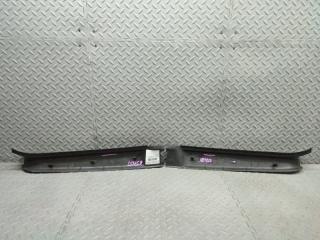 Накладка замка багажника правая задняя SUBARU LEGACY BG5 EJ20HDXAJE 95023AC000 5 ракурс
