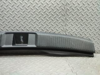Накладка замка багажника SUBARU LEVORG VM4 FB16ESZH9A 95073VA000 3 ракурс