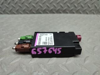 Электронный блок VOLKSWAGEN GOLF 5G5 CJS 5G0035953B 4 ракурс
