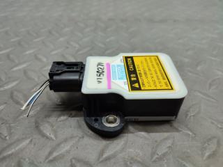 Датчик ускорения LEXUS GS450H GWL10 2GR-FXE 89183-30080 5 ракурс